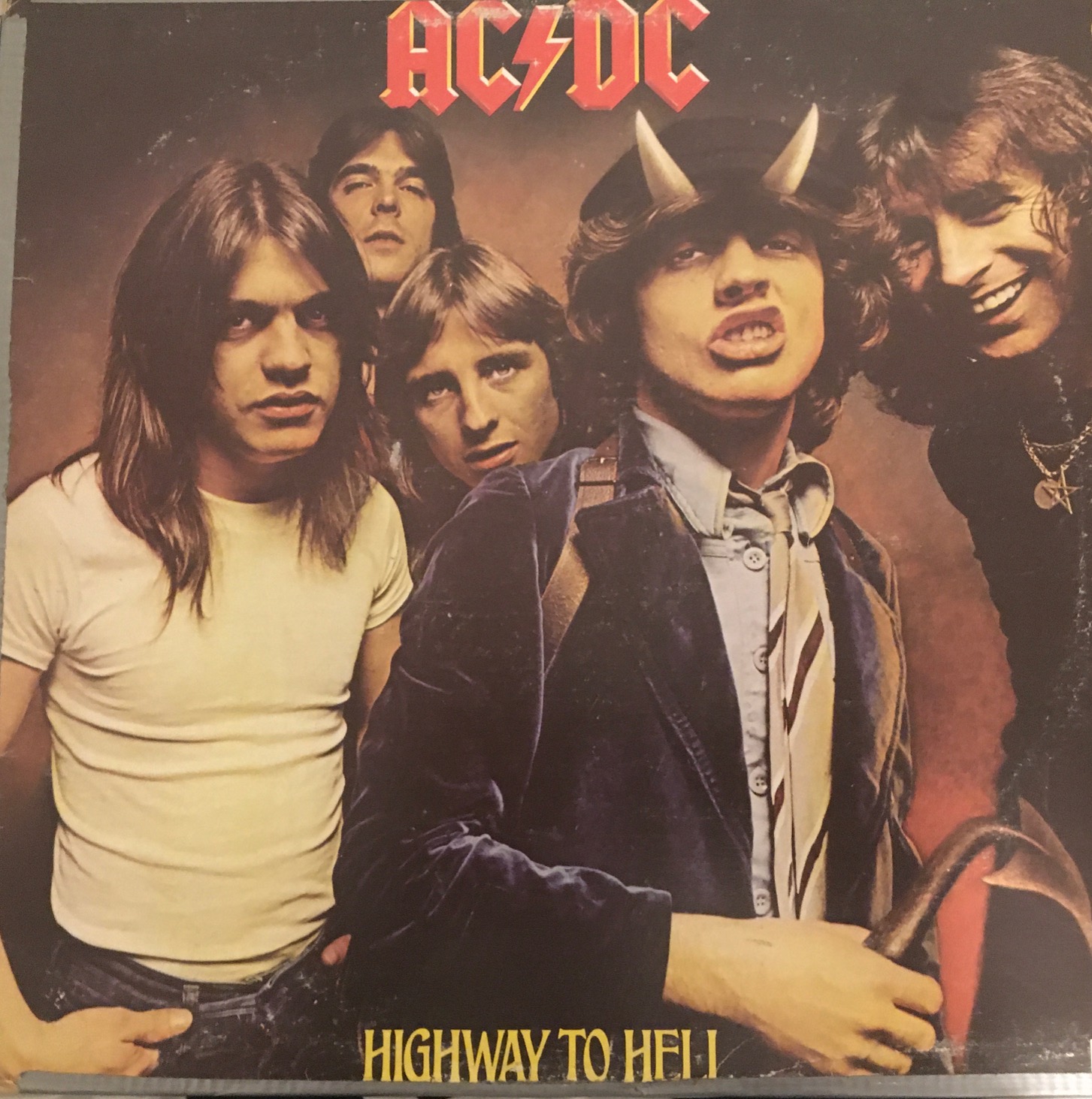 Acdc highway to hell. AC DC Highway to Hell обложка. Обложка альбома Highway to Hell. Плакат AC DC Highway to Hell. AC DC Highway to Hell 1979 обложка CD.